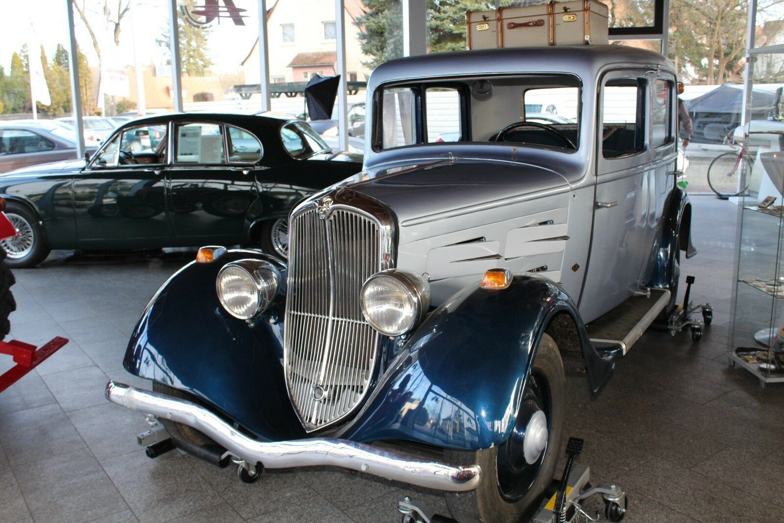 Peugeot Rarität  201 BR 3 Limousine 4 Türen!