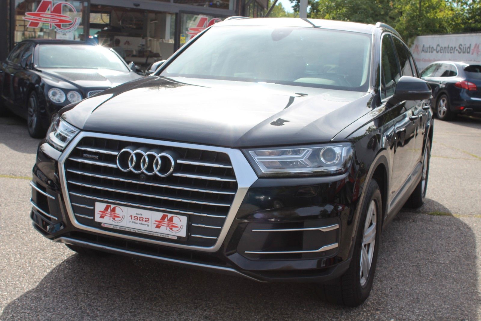 Q7  3.0 TDI quattro S-Line Quattro Tiptronic